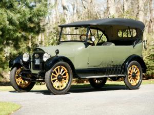 REO Model M Touring '1917